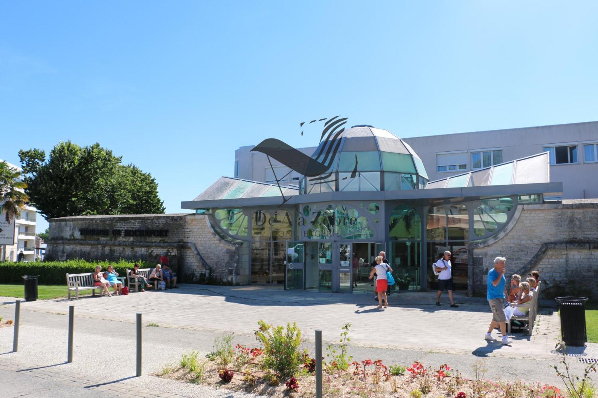 L'Authentique - Situe En Face Des Thermes Et Tout Proche Du Coeur De Ville Rochefort  Exterior foto